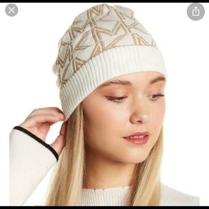Michael Kors Beanie and Scarf